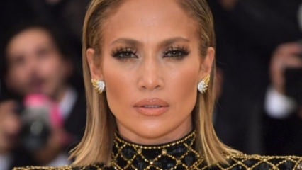 ¡El anillo de Jennifer Lopez ha sido ridiculizado!