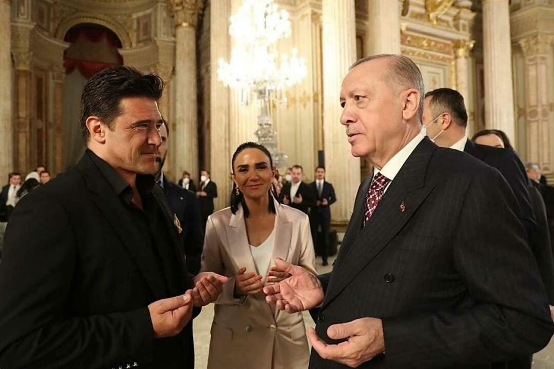 Hakan Ural y el presidente Recep Tayyip Erdogan