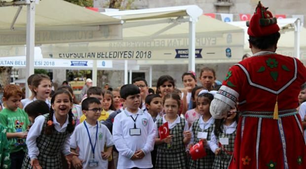 Los niños comenzaron la escuela con 500 años de tradición otomana