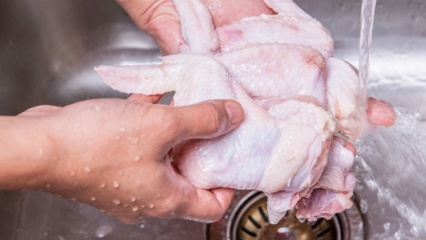 ¿Cómo se debe limpiar el pollo? 