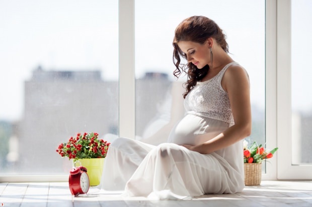 ¿Cómo debería ser la elección de la ropa durante el embarazo?