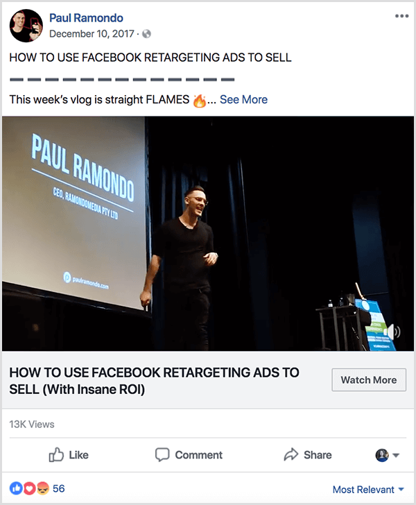 Un vlog de Paul Ramondo publicado en Facebook tiene el texto Cómo usar anuncios de redireccionamiento de Facebook para vender. Debajo de este título está el texto El vlog de esta semana es llamas rectas seguido de un emoji de fuego. El video muestra a Paul hablando en el escenario frente a una gran pantalla de proyección que muestra su nombre e información de la empresa.