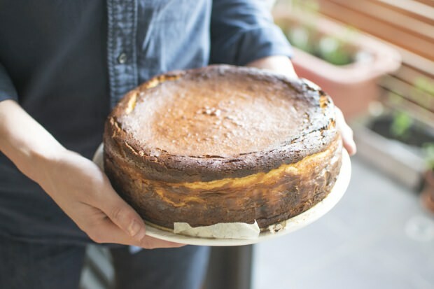 ¿Cómo hacer el pastel de queso más fácil de San Sebastián? Trucos de tarta de queso de San Sebastián