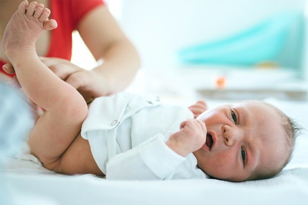 hacer bebés circuncidados