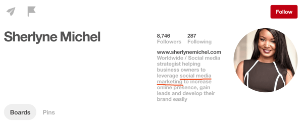 Agrega palabras clave populares a la descripción de tu perfil de Pinterest.