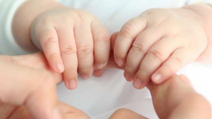 ¿Por qué están frías las manos de los bebés? Frío de manos y pies en bebés