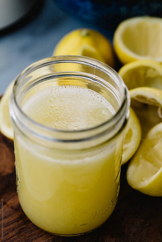 Los beneficios del jugo de limón.
