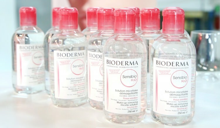 ¿Alguien usa el purificador de agua micelar Bioderma Sensibio H2O? Agua desmaquillante Bioderma