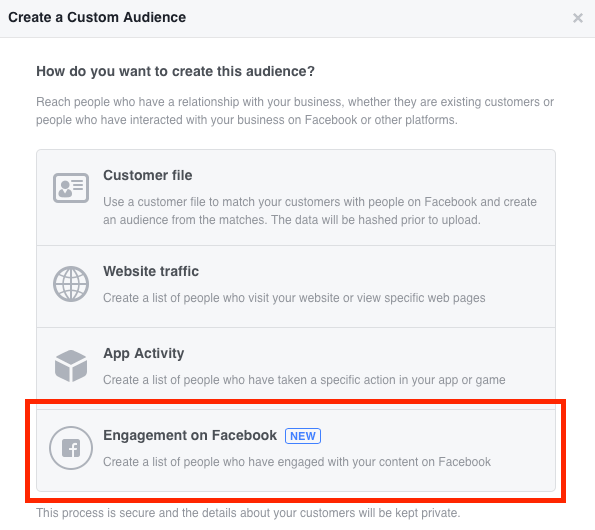 Seleccione Compromiso en Facebook cuando cree su audiencia de video personalizada.