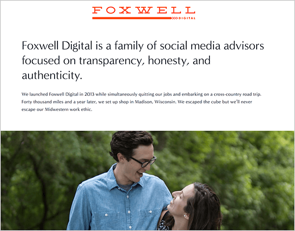 Andrew Foxwell dirige Foxwell Digital con su esposa. En su página web, el logotipo de Foxwell Digital aparece en la parte superior seguido del texto, "Foxwell Digital es una familia de asesores de redes sociales enfocados sobre transparencia, honestidad y autenticidad ". Debajo de este texto hay una foto de Andrew y su esposa mirándose frente a árboles verdes y frondosos.