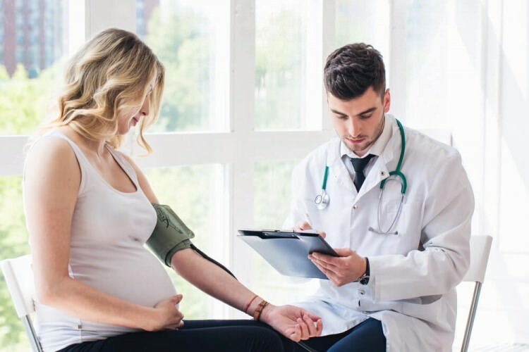 ¿Cuál debería ser la presión arterial durante el embarazo? Síntomas de presión arterial alta y caída durante el embarazo.