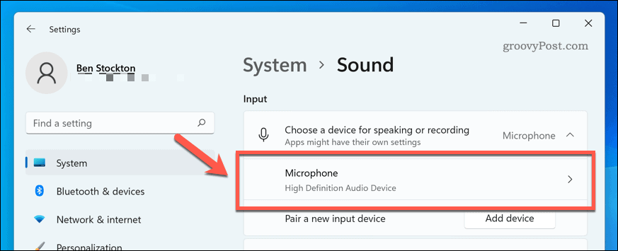 Dispositivo de micrófono abierto en la configuración de sonido de Windows 11