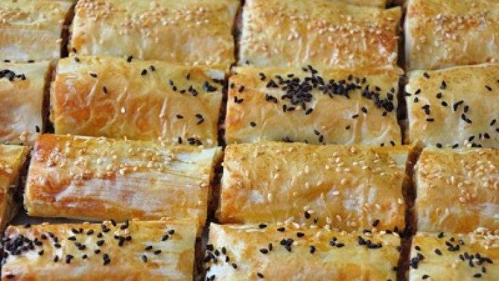 ¿Cómo hacer pastel de hongos con baklava phyllo?