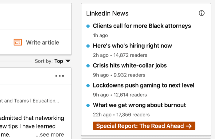 captura de pantalla de ejemplo de la página de inicio de LinkedIn con la sección de noticias de LinkedIn en el centro de la imagen