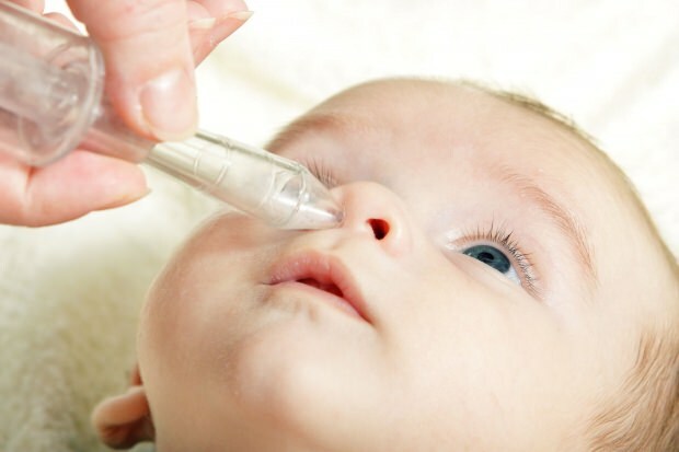 Soluciones naturales para la secreción nasal en bebés.