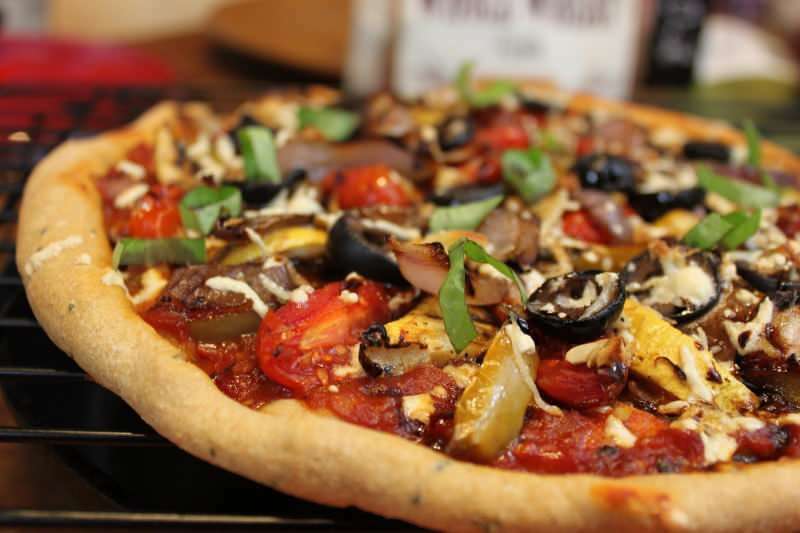 ¡La receta de pizza vegetariana más fácil! ¿Cómo hacer pizza vegetariana en casa?