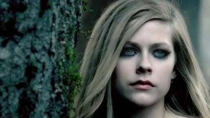 Avril Lavigne tiene la enfermedad asesina silenciosa!
