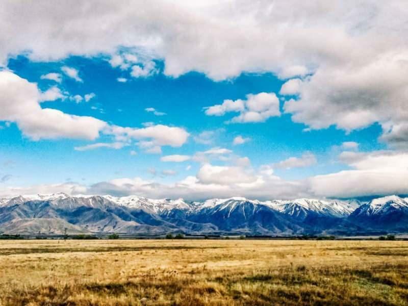 Frontera montañosa de los Alpes del Sur