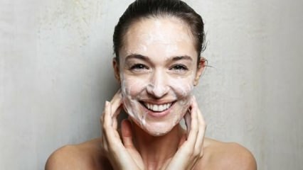 ¿Cómo se realiza el cuidado de la piel más fácil?