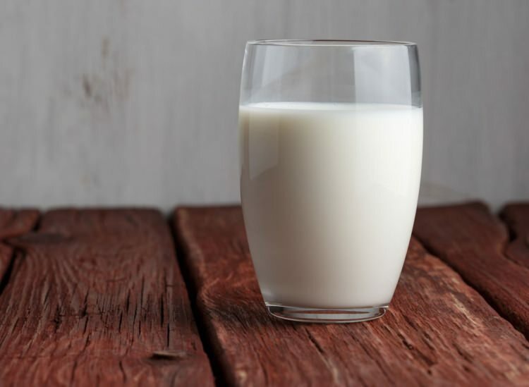 leche a la acidez estomacal