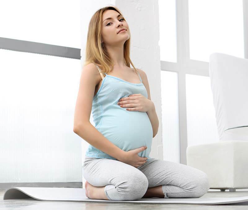 ¿Pasa la línea umbilical durante el embarazo? Línea del vientre marrón