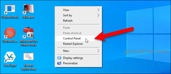 El Panel de control disponible en el menú contextual del escritorio de Windows 10