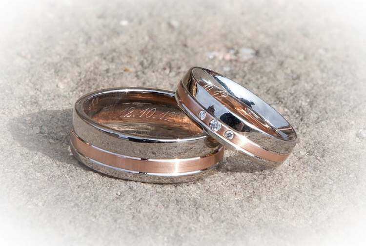 ¿Cómo decir anillos de boda en un sueño? El significado de ver anillos de boda en sueños ...