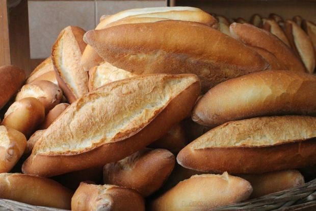 ¿El pan es dañino? ¿Qué pasa si no comes pan durante 1 semana? ¿Podemos vivir solo de pan y agua?