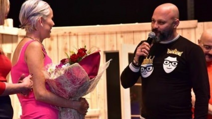 Propuesta de matrimonio sorpresa para İpek Tanrıyar en el escenario