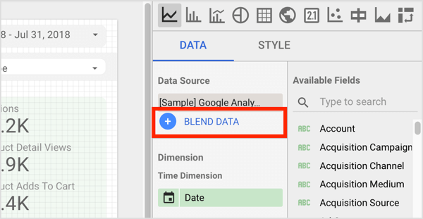 Haga clic en Combinar datos en la pestaña Datos a la derecha.