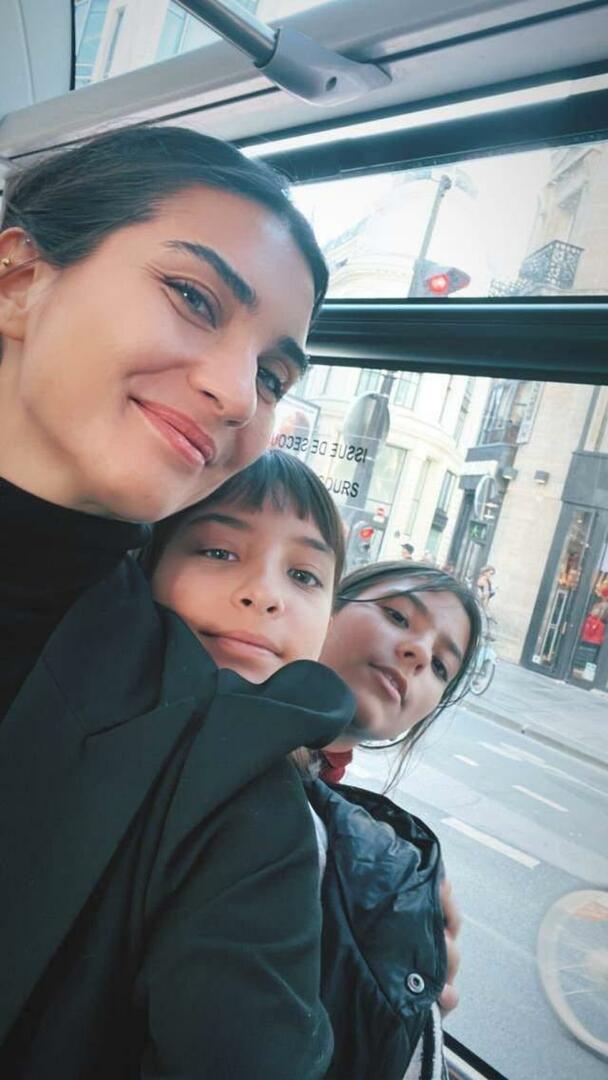 Tuba Büyukustun