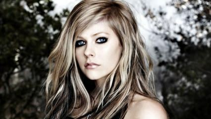 Declaración impresionante de Avril Lavigne: ¡Quiero ser feliz!