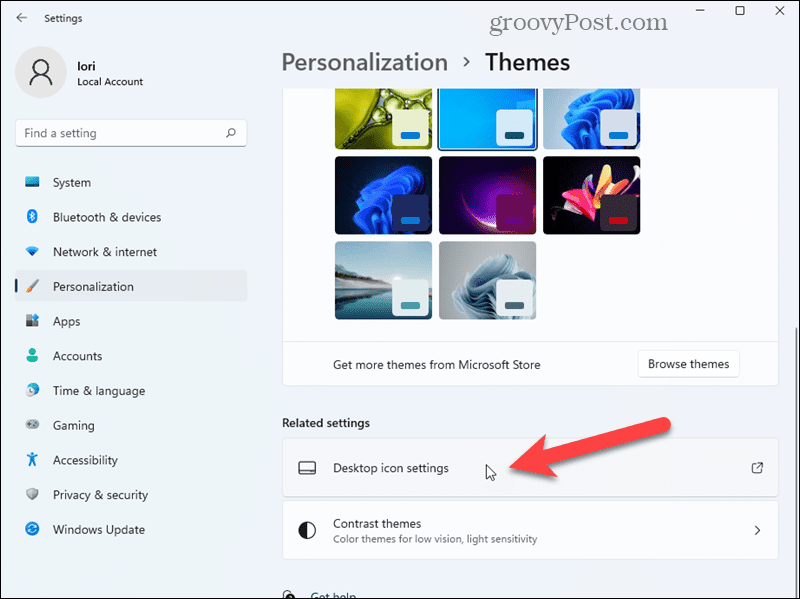 Haga clic en Configuración del icono del escritorio en la pantalla Personalización en Configuración