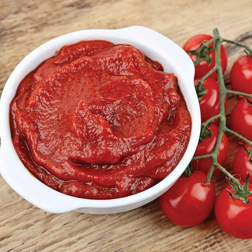 Tomates y pasta de tomate