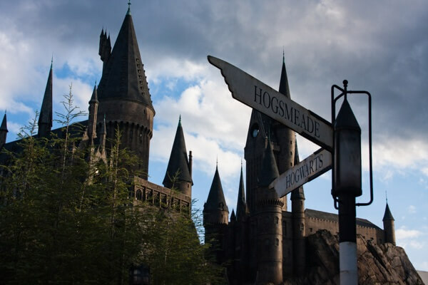 imagen de hogwarts shutterstock 446872627