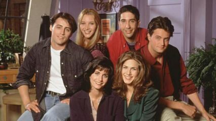 ¡Los actores de la serie Friends se unieron para Courteney Cox!