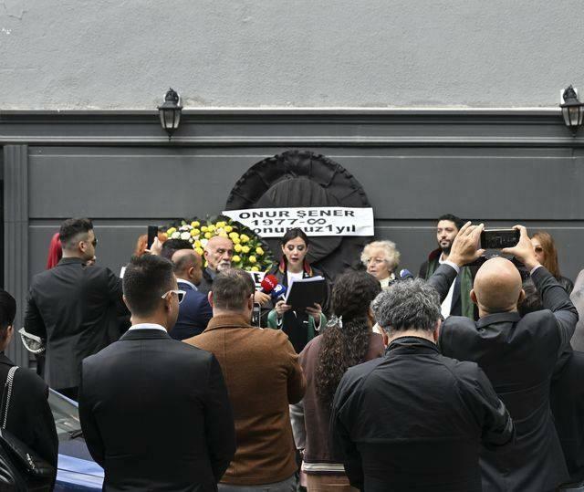 Ceremonia de conmemoración de Onur Şener
