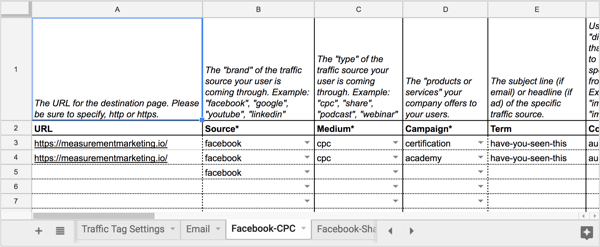 Abra la pestaña Facebook-CPC de la hoja de cálculo de UTM Builder.