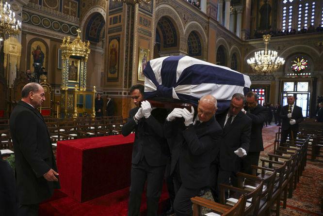 ex rey de grecia 2. funeral de Constantino