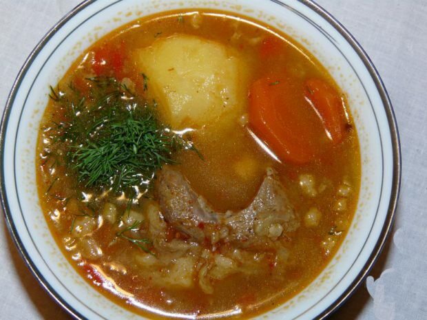 ¿Cómo se hace la sopa uzbeka?