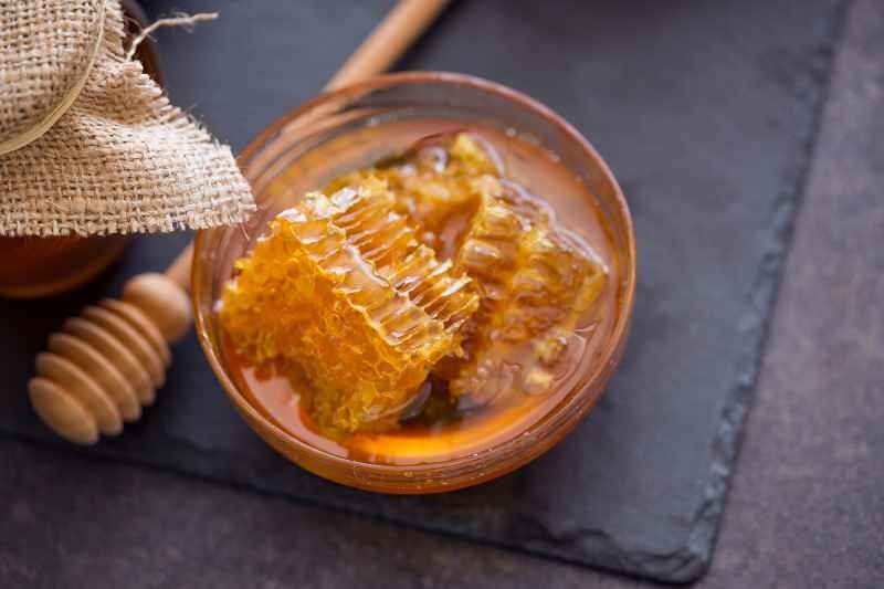 ¿Qué es la miel de Manuka y cuáles son sus beneficios? Efecto de la miel de Manuka en el tratamiento del cáncer.