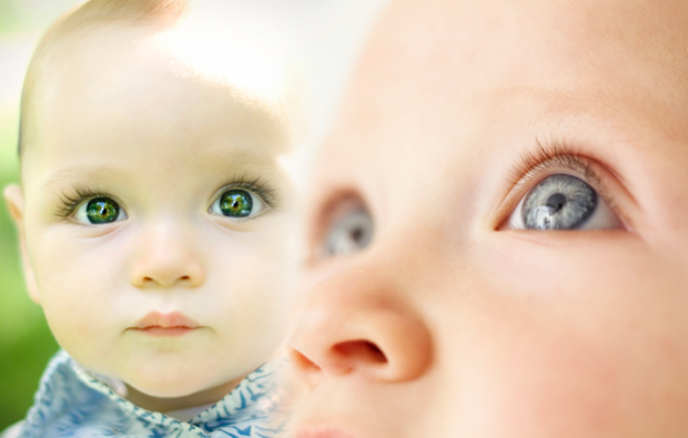 ¡Fórmula de cálculo del color de ojos para bebés! ¿Cuándo es permanente el color de ojos en los bebés?