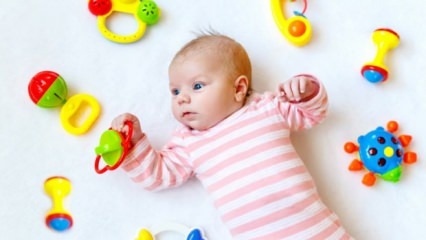 ¿Cuáles deberían ser los juguetes de bebés de primera edad?