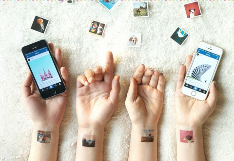 "Convierte tus Instagram en tatuajes temporales". 
