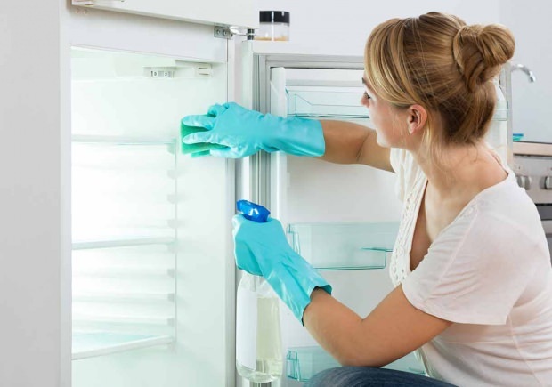¿Cómo se limpia el refrigerador?