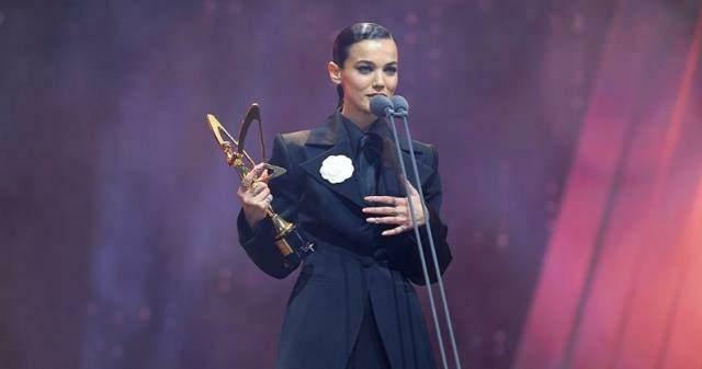 Discurso de Pınar Deniz en la ceremonia de premiación acusaciones de copia