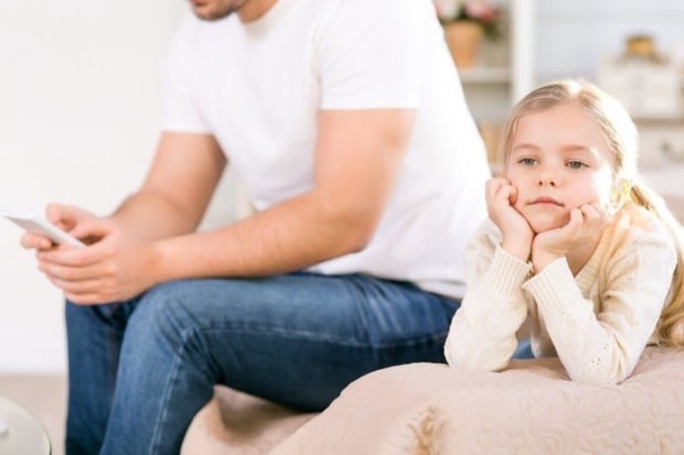 ¿Qué hacer si su hijo no quiere hablar con usted?
