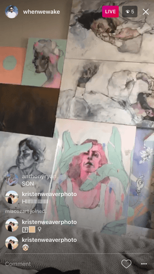 El perfil del artista cuandowewake usó Instagram en vivo para dar un adelanto de algunas de sus nuevas pinturas.