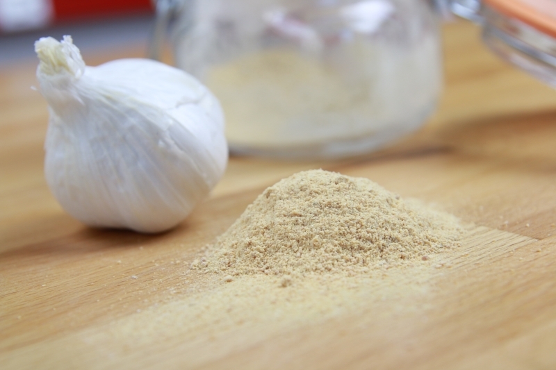 ¿Qué es el ajo en polvo? ¿Cómo hacer ajo en polvo en casa?