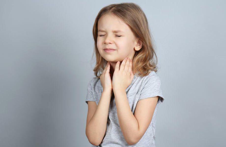 dolor de garganta en niños